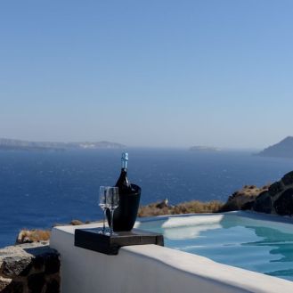 Solstice Luxury Suites in Oia Village of Santorini Island