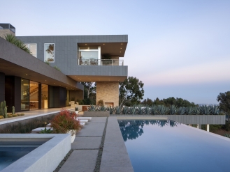 Summitridge Residence by Marmol Radziner Architects 01