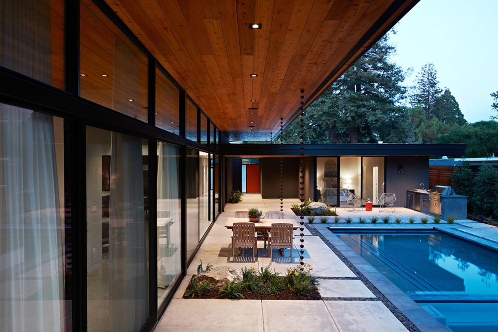 Glass Wall House by Klopf Architecture 02