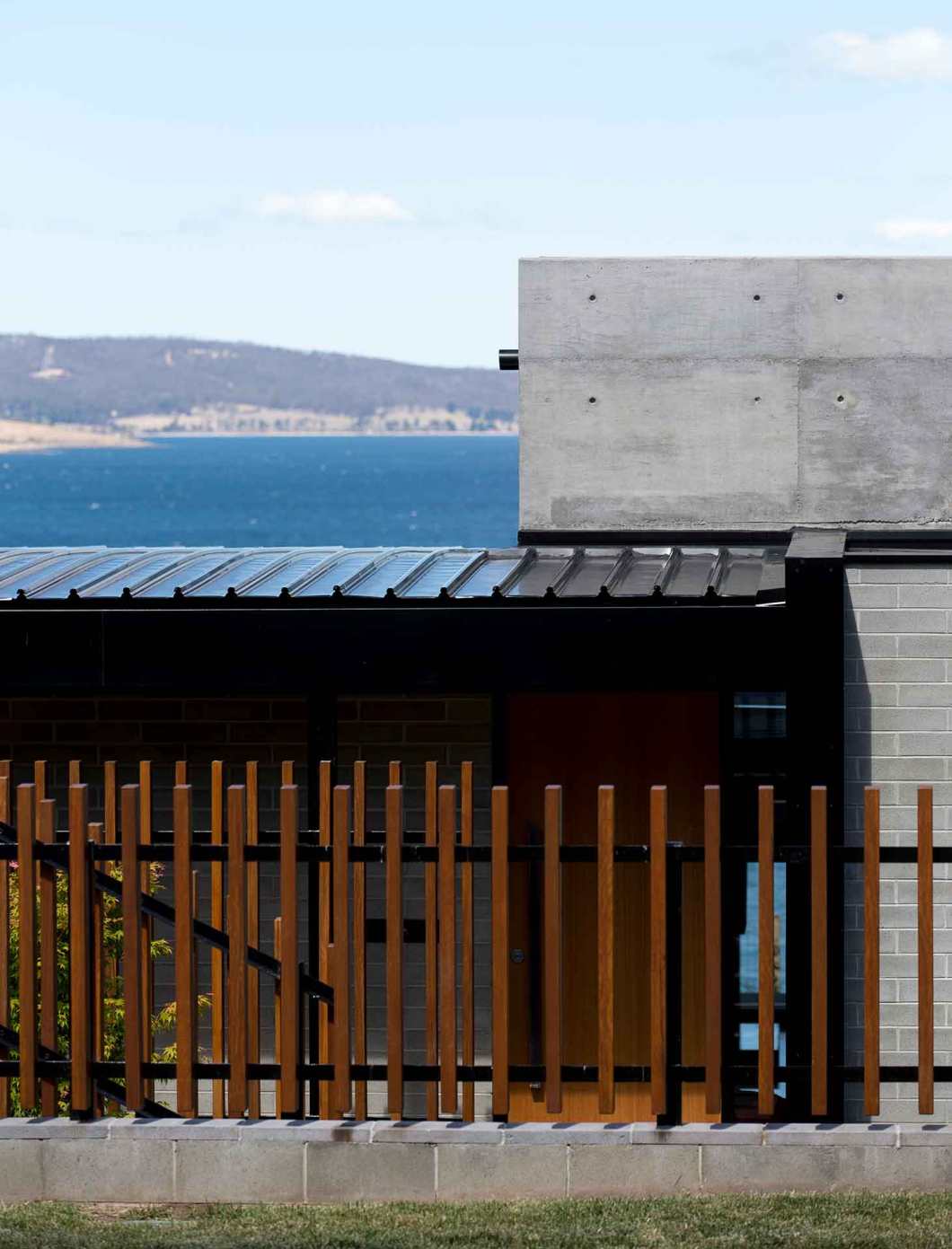 River_s Edge House by Stuart Tanner Architects 2
