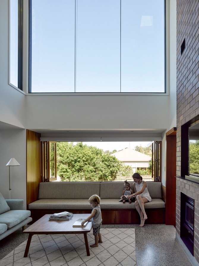 Tarragindi Steel House by Bligh Graham Architects 01